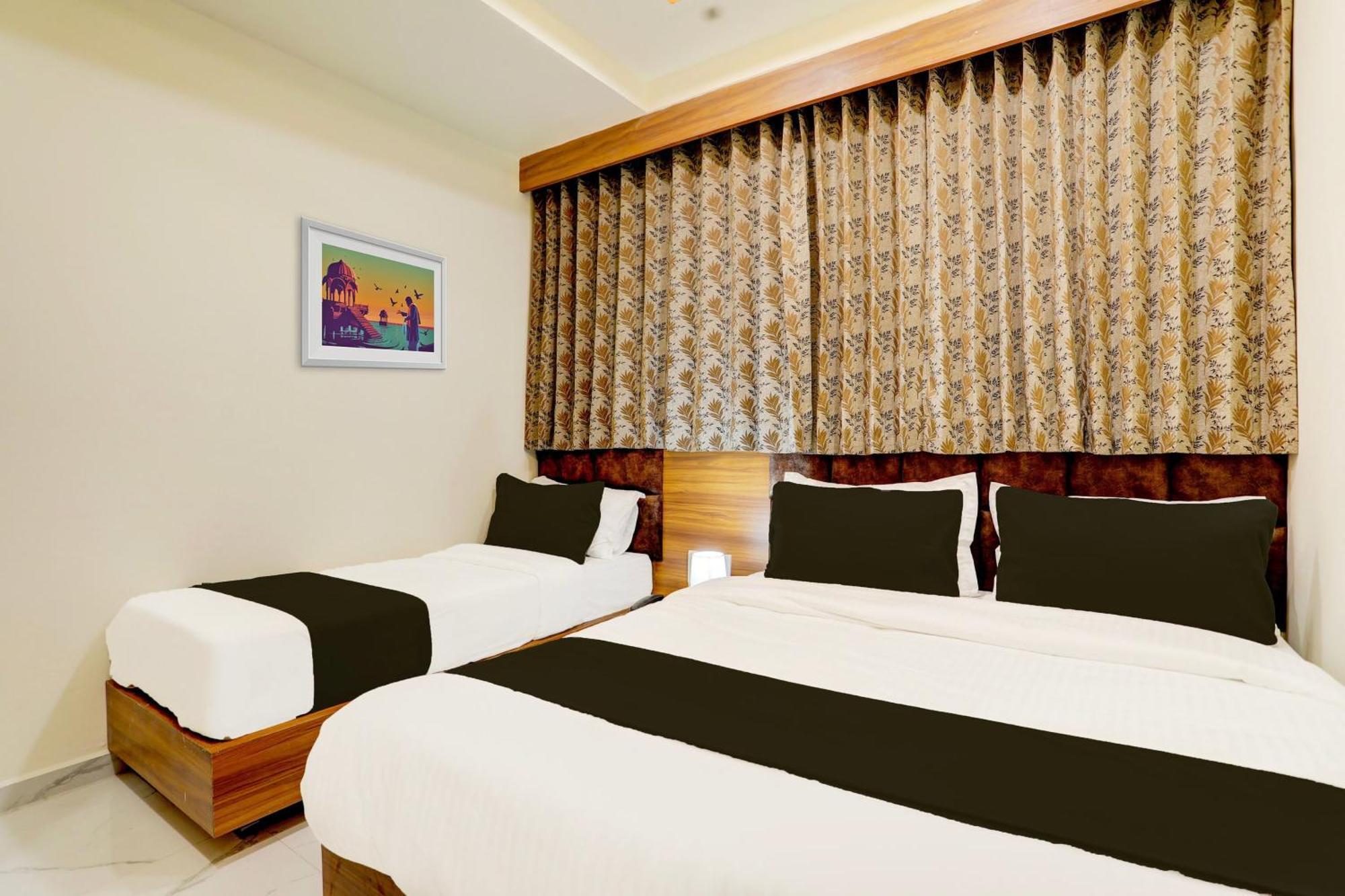 Hotel O Sun Light Ahmadabad Zewnętrze zdjęcie