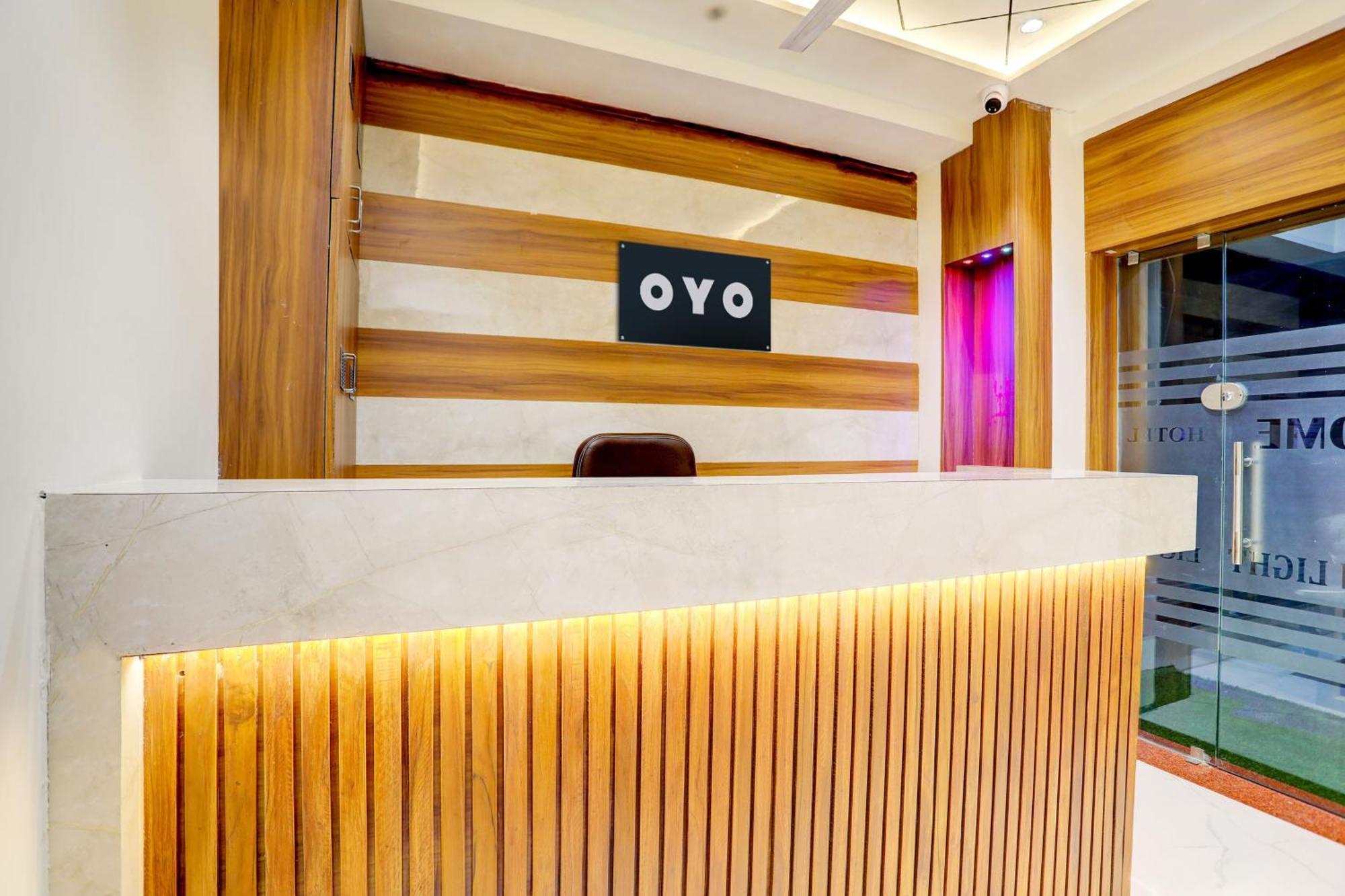Hotel O Sun Light Ahmadabad Zewnętrze zdjęcie