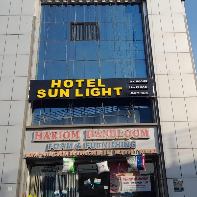 Hotel O Sun Light Ahmadabad Zewnętrze zdjęcie