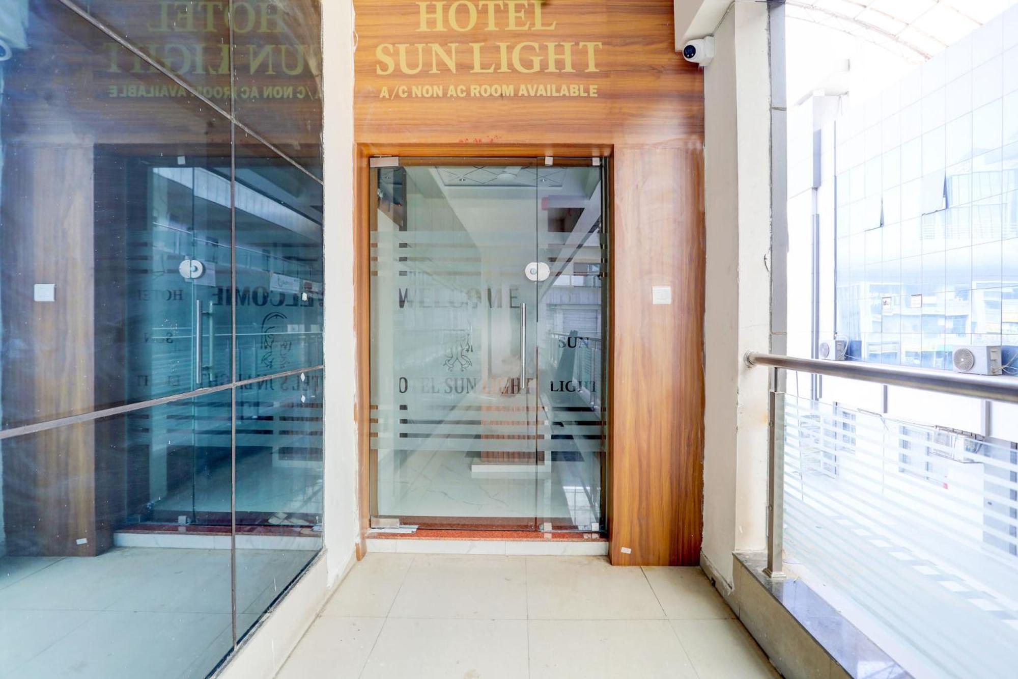Hotel O Sun Light Ahmadabad Zewnętrze zdjęcie