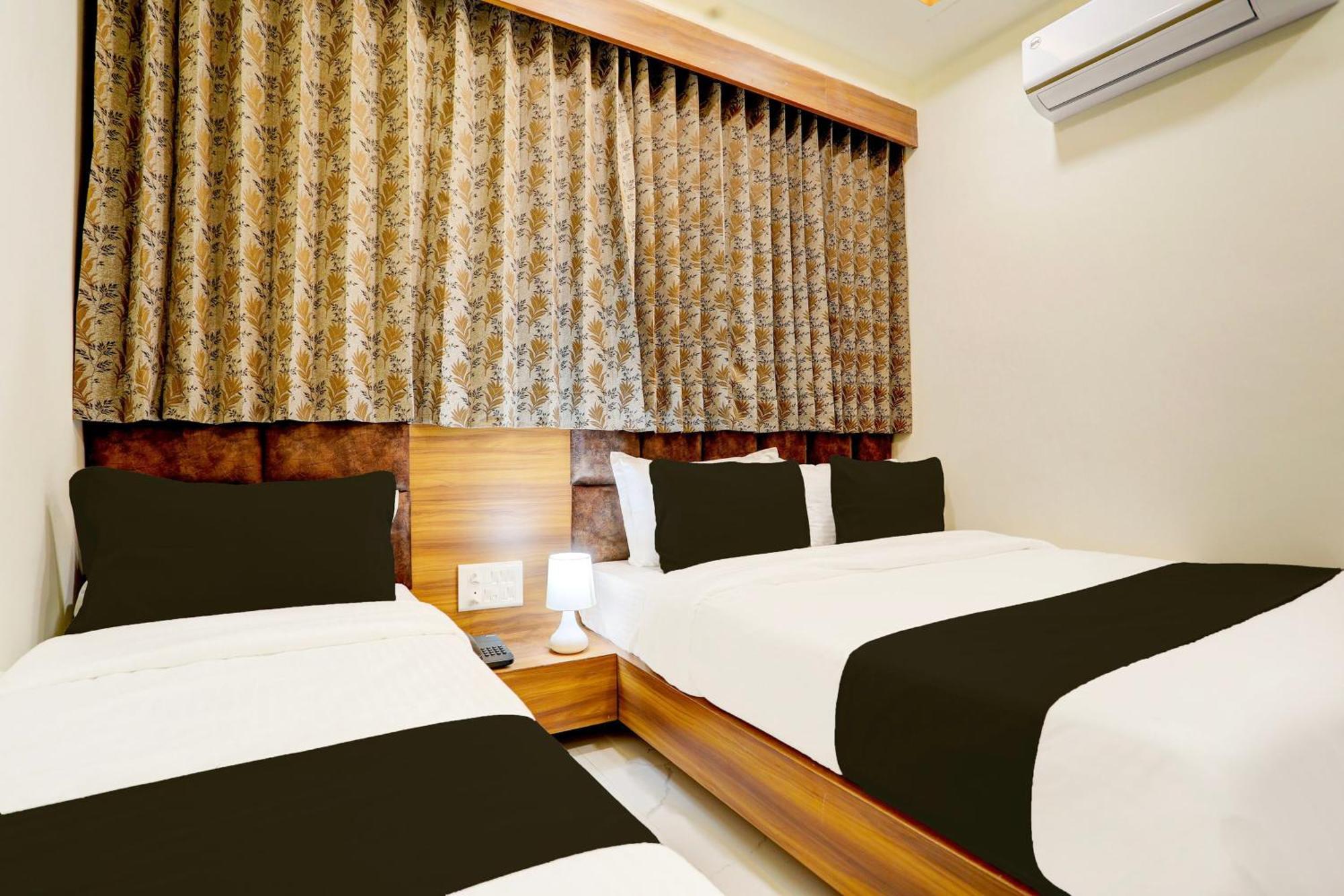 Hotel O Sun Light Ahmadabad Zewnętrze zdjęcie